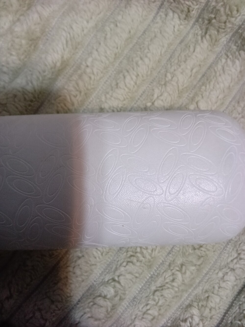 Oakley Signature "O" Embossed White Clam Shell Hard Case ONLY